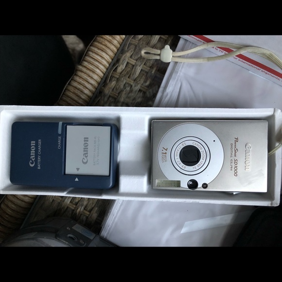 ATTENTION PHOTOGRAPHY ENTHUSIASTS Camera bundle - Picture 5 of 5